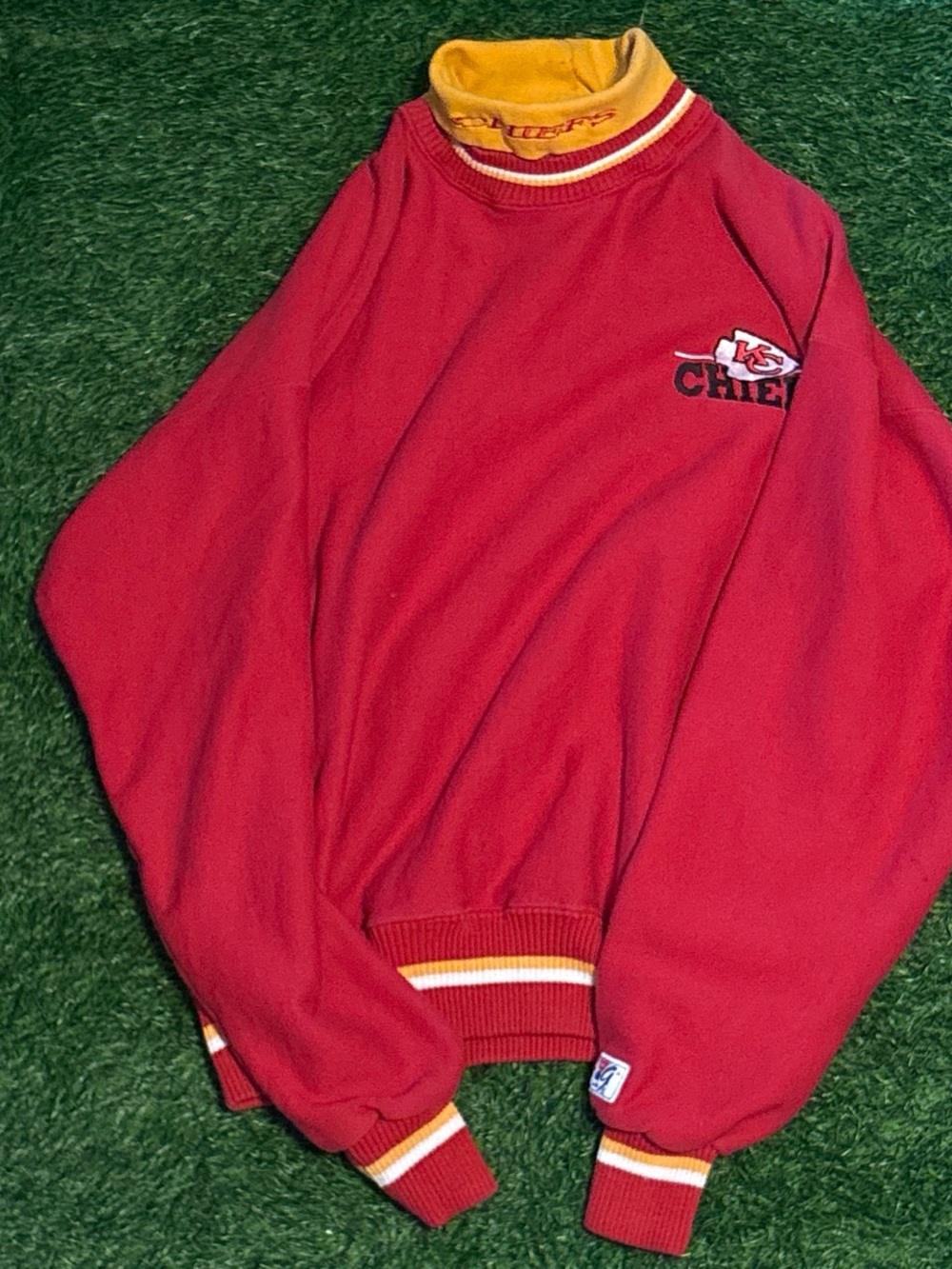 Vintage The Game Kansas City Cheifs  Red & Yellow Pullover Sweater Large